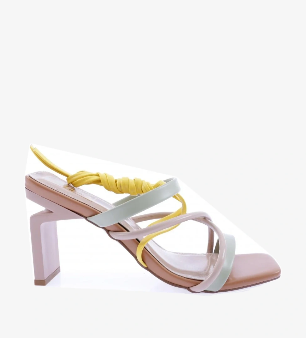 K9000 Kadin Küt Burun Çapraz Bantli Topuklu Sandalet