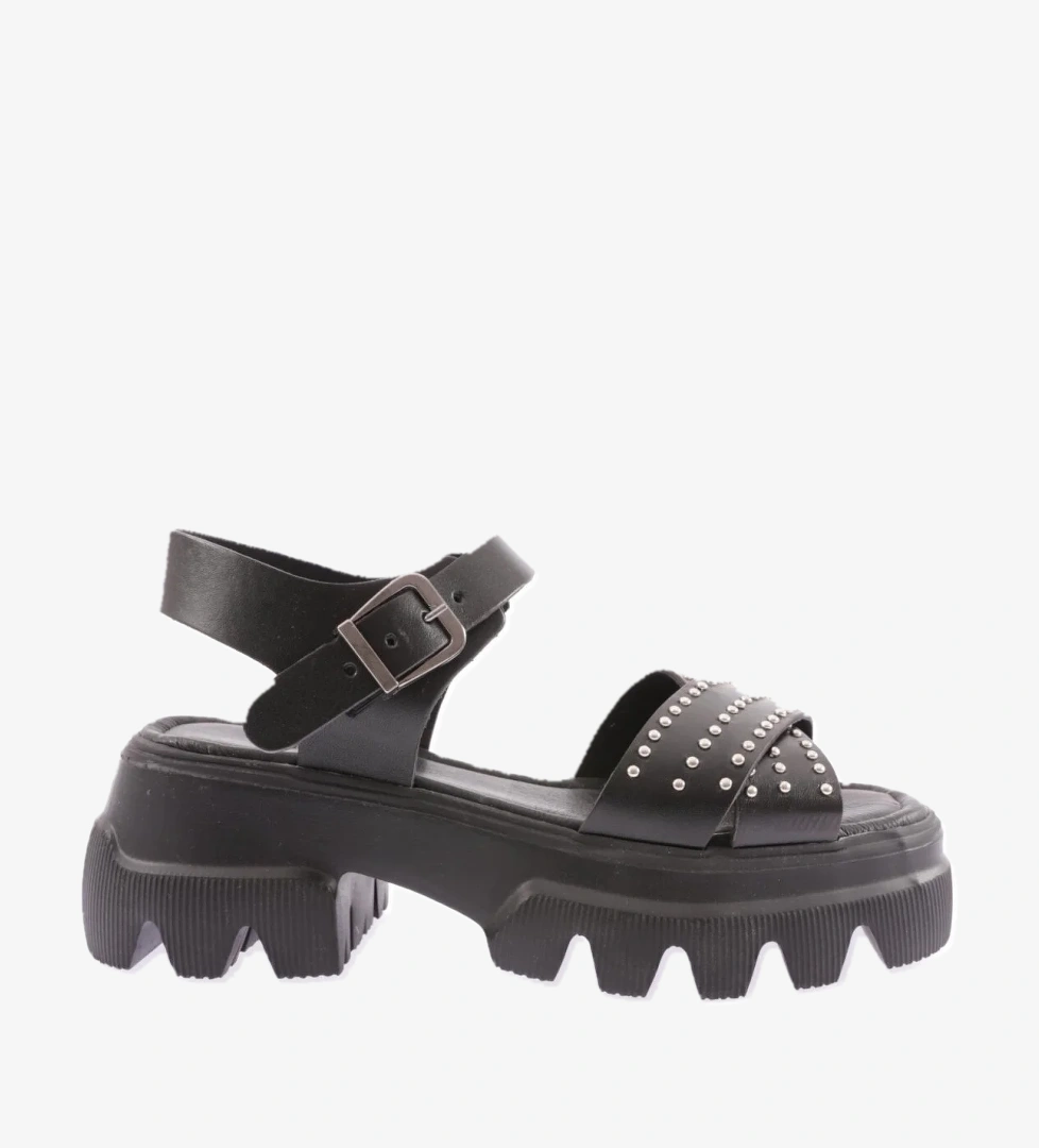 Dgn 142 Kadin Kalin Taban Çapraz Bantli Taşli Sandalet model görseli