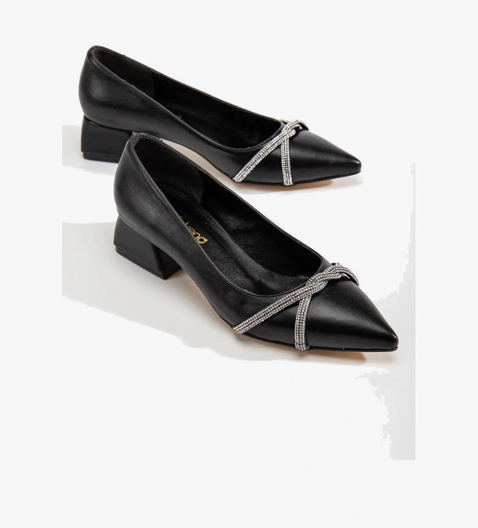 Çapraz Taşlı Kadın Topuklu Ayakkabı SİYAH CİLT