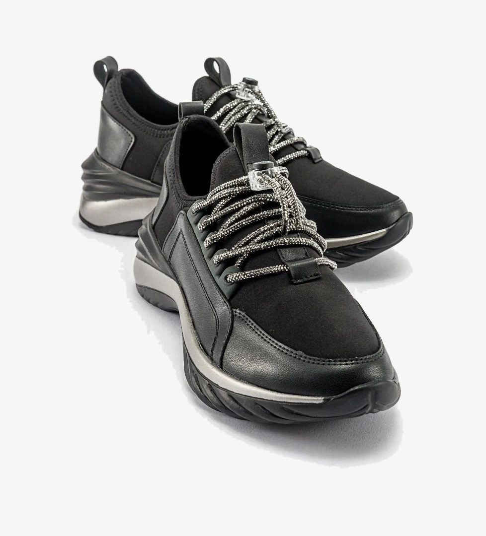 Ccway Taş Bağcıklı Kadın Spor Ayakkabı Si̇yah Beyaz model görseli