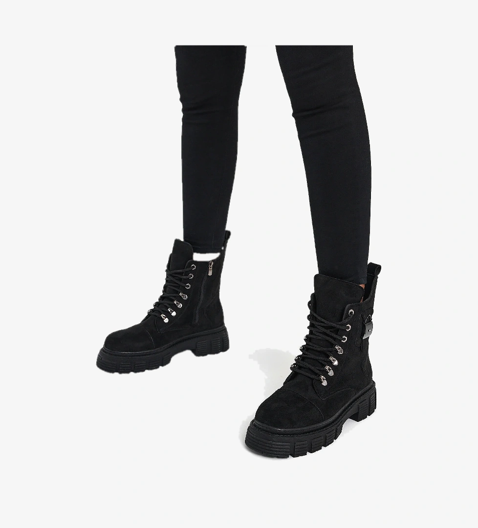 Kadın Siyah Süet Rahat Kalıp Yüksek Taban Tokalı Bağcıklı ve Fermuarlı Bot - Görsel 1