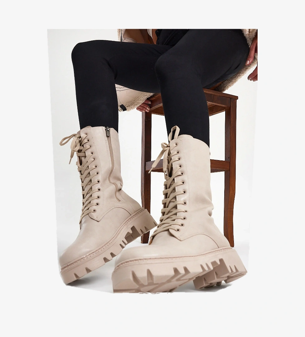 Kadın Ten Cilt Rahat Kalıp Bağcıklı ve Fermuarlı Uzun Bot - Görsel 1