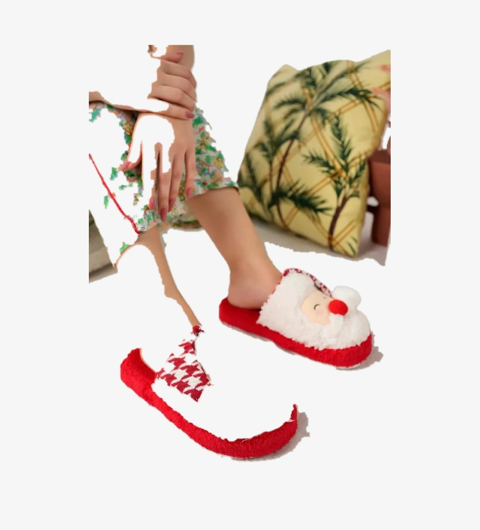 Noel Baba Figürlü Pofuduk Ev Terliği Yılbaşı Özel Tasarım Kaydırmaz Sessiz Taban Ev Terliği - Görsel 1