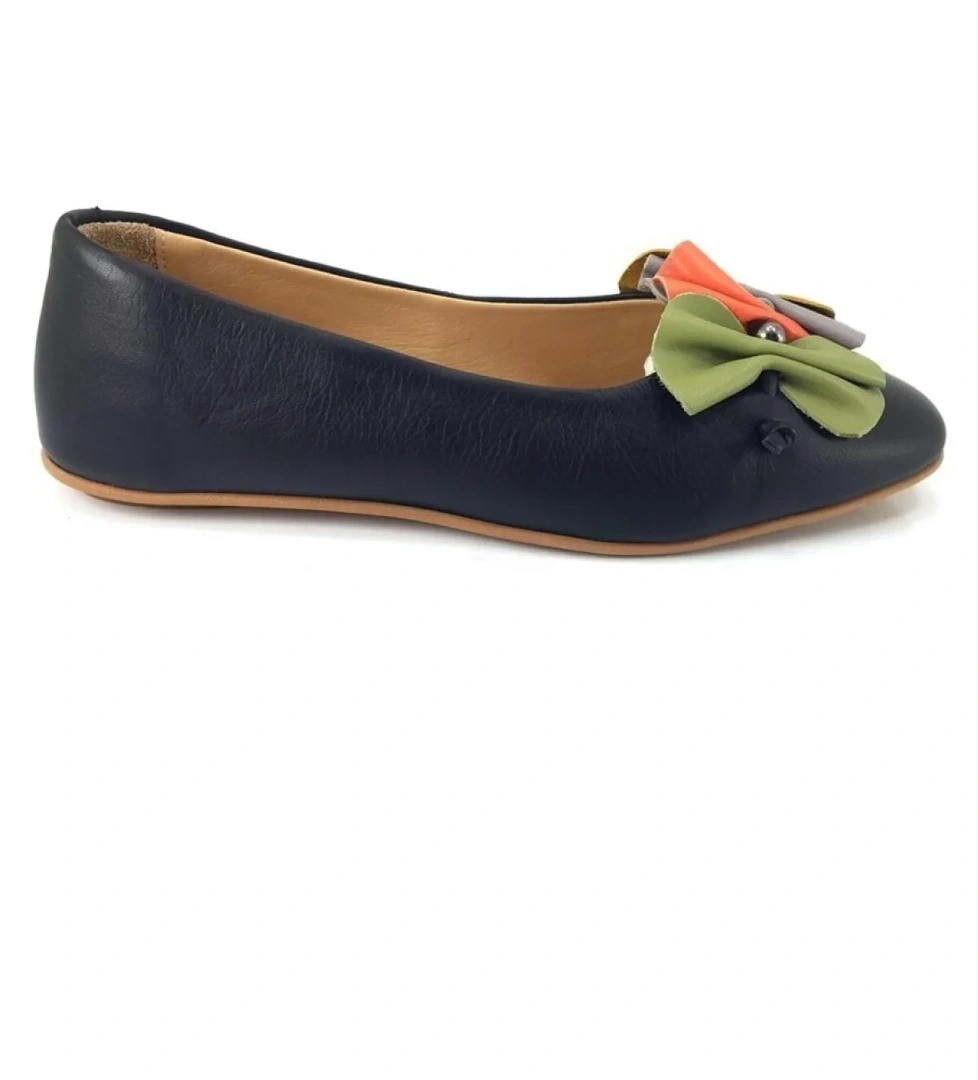 Venüs 2312005Y Kadın Deri Ayakkabı model görseli