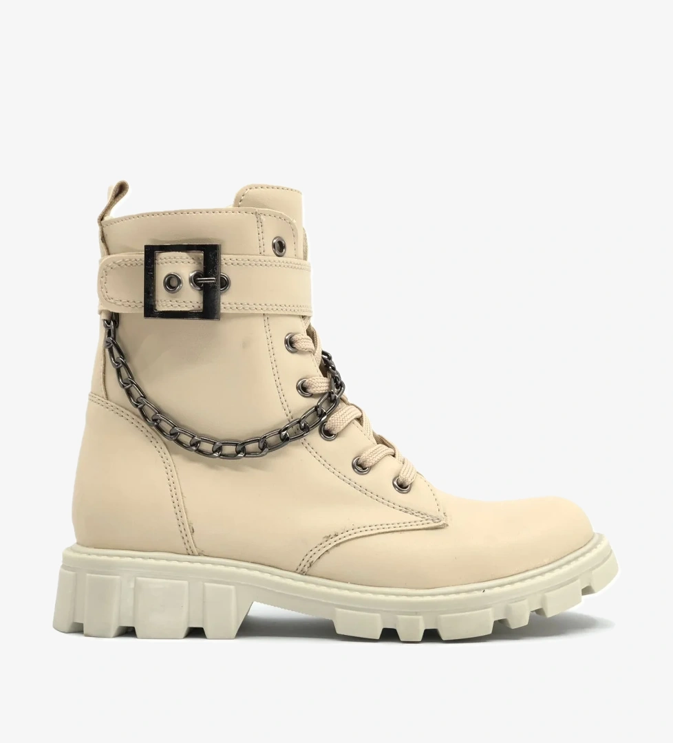 Çift Toka Zincir Detaylı Kız Çocuk Bot