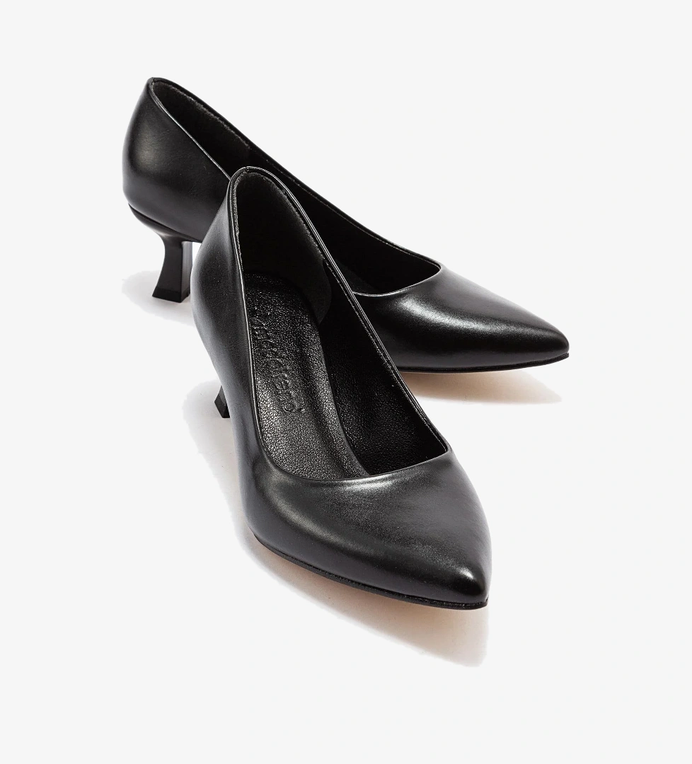 Ccway Kadın Stiletto Ayakkabı Si̇yah Kroko Ci̇lt model görseli