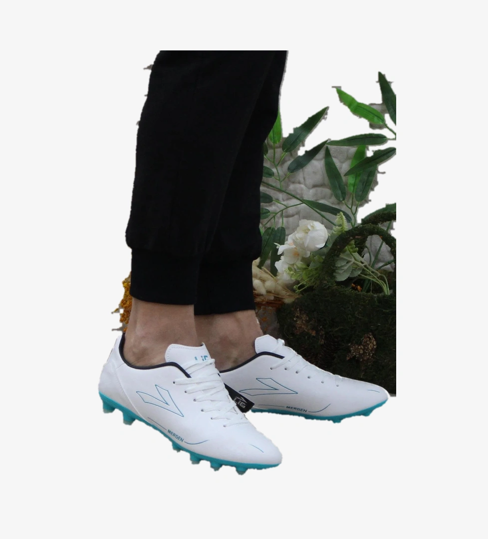 Lig Mergen Pro Krp Beyaz Orijinal Ürün Çim Saha Halı Saha Krampon Futbol Ayakkabı model görseli