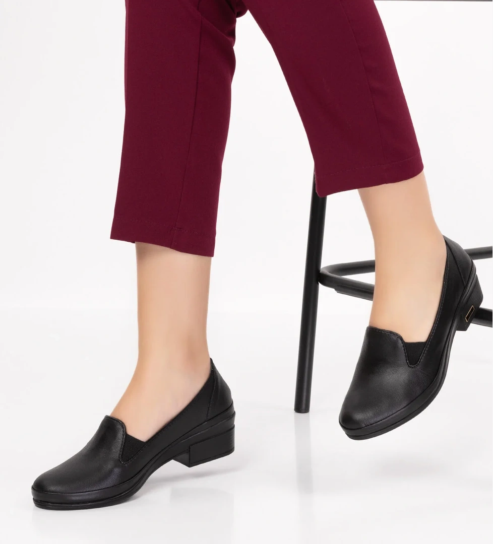 Gondol Hakiki Deri Kısa Topuklu Lastik Detaylı Ayakkabı msa.65