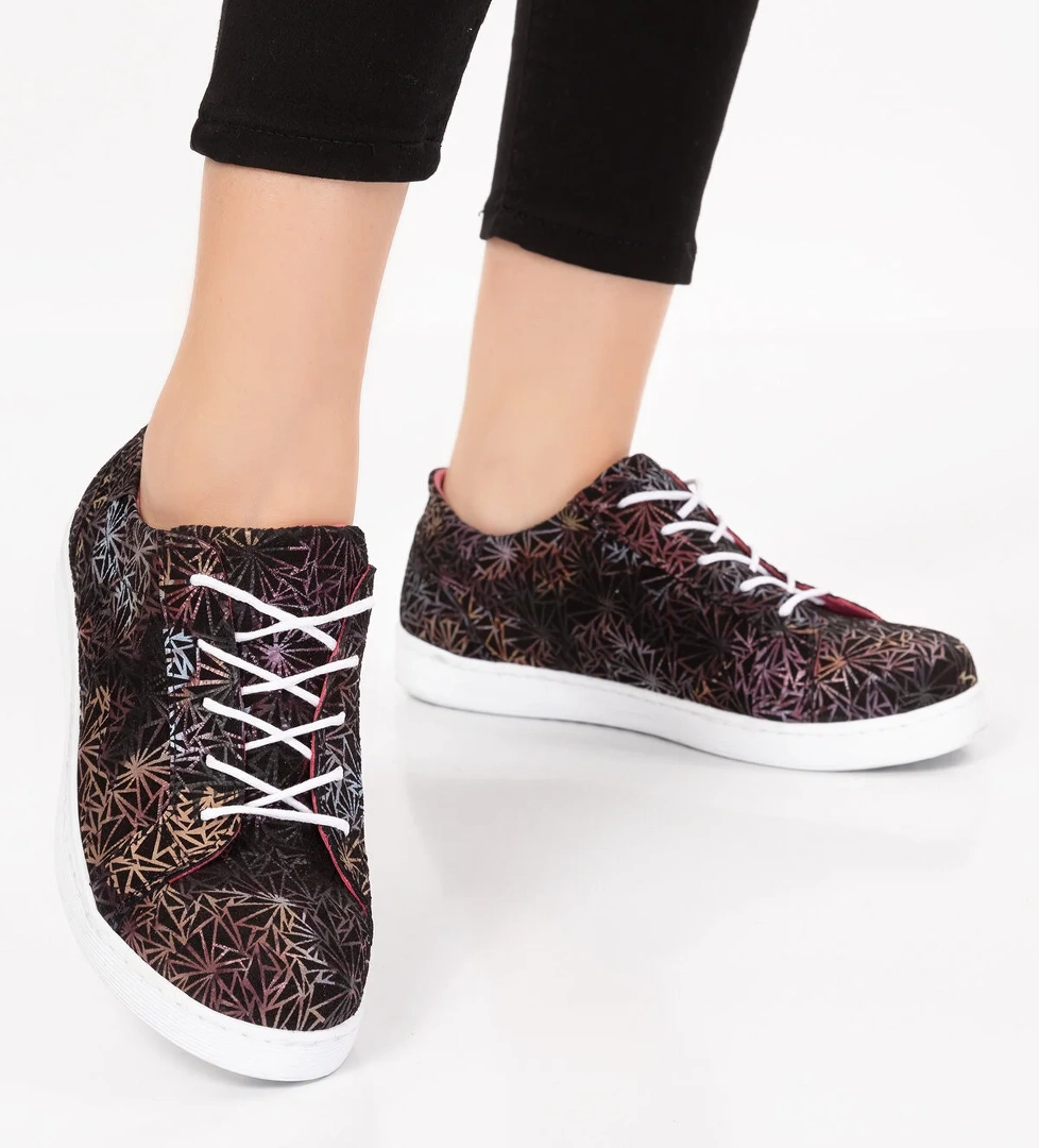 Gondol Kadın Hakiki Deri Desen Detaylı Günlük Rahat Ayakkabı gnd.109