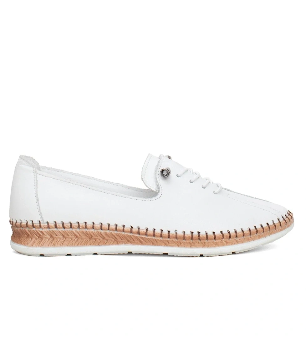 Voyager 8786C Kadın Hakiki Deri Casual Ayakkabı Beyaz model görseli