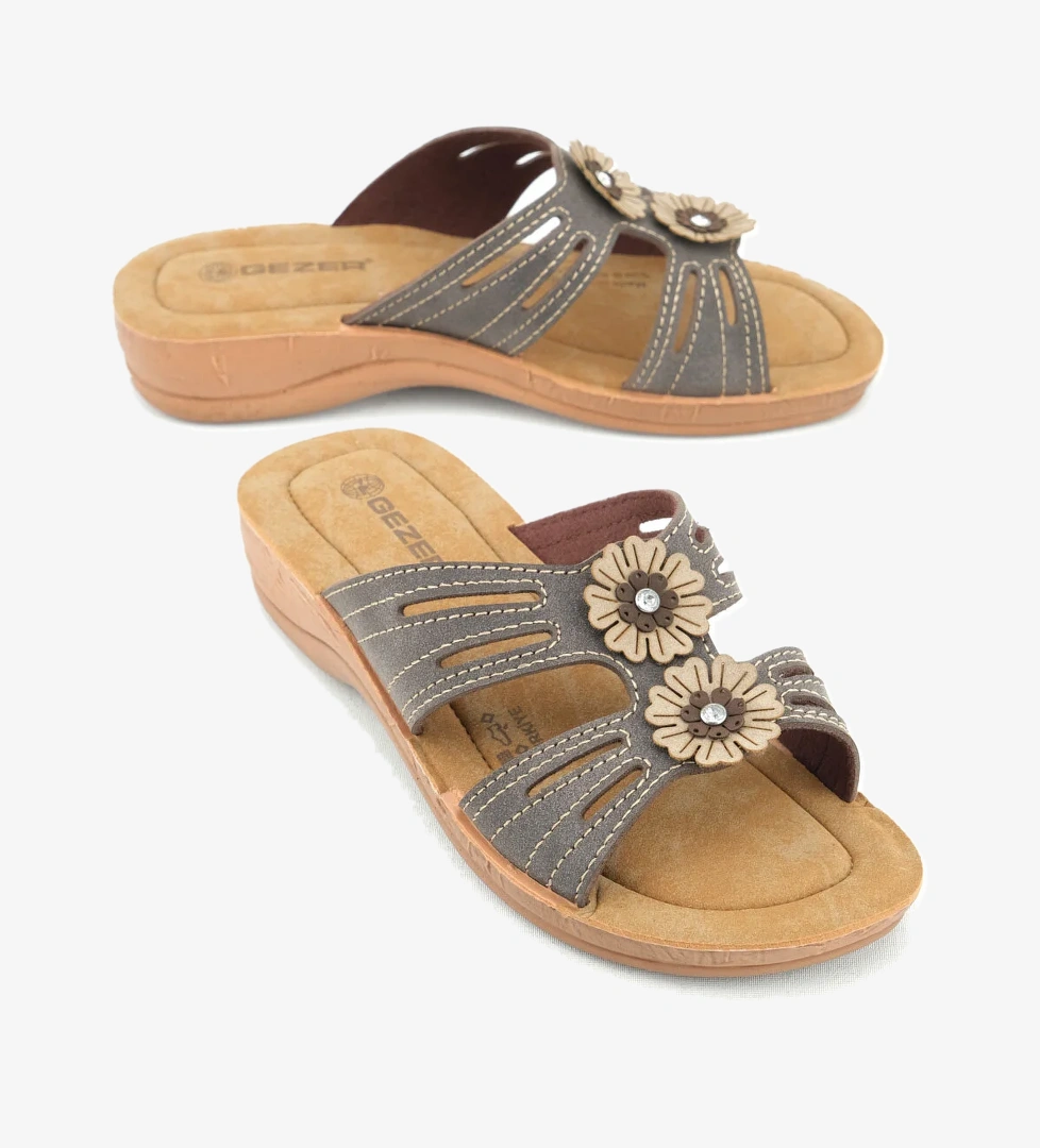 Kadın Yazlık Tasarım Suni Deri Terlik - Görsel 1