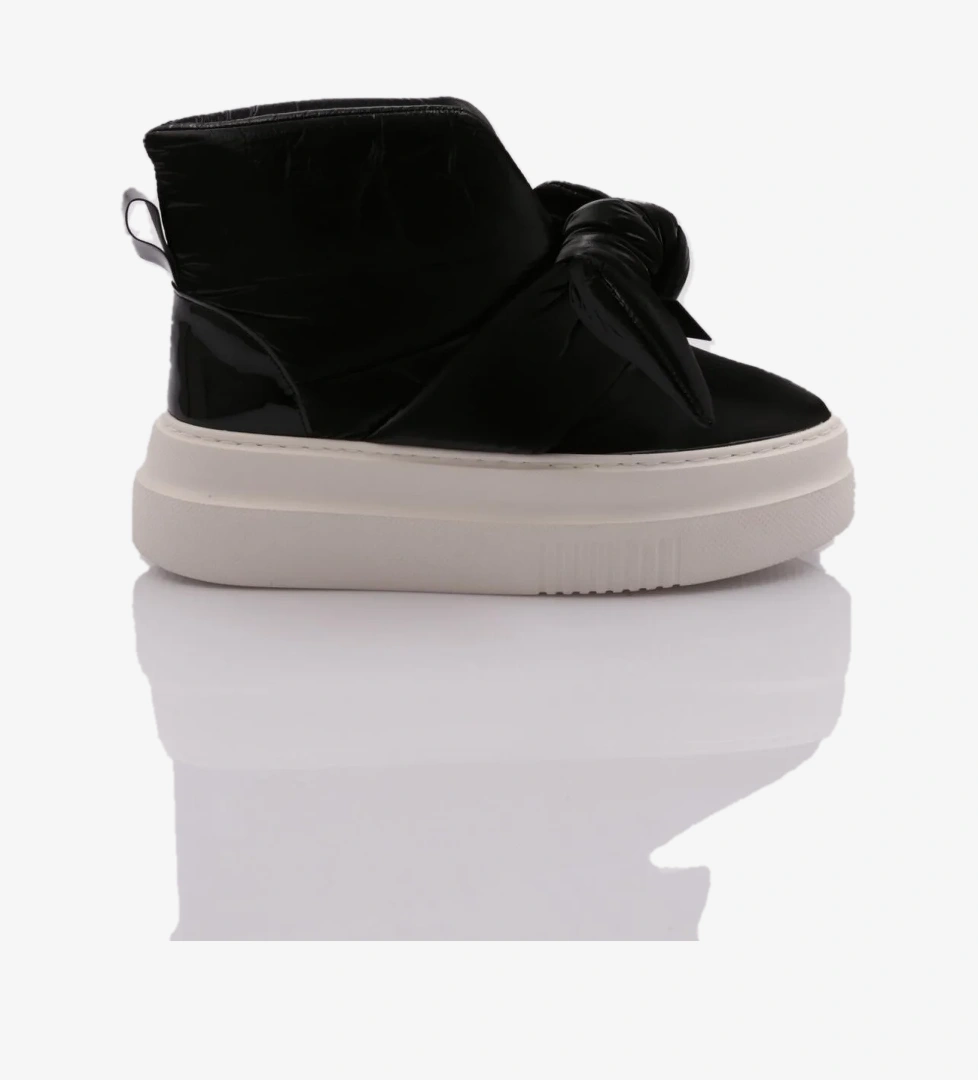 Dgn 1018 Kadin Kar Botu model görseli