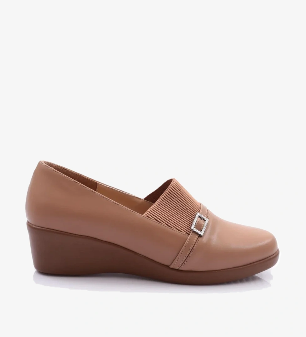 Dgn 23092 Kadin Comfort Ayakkabi model görseli