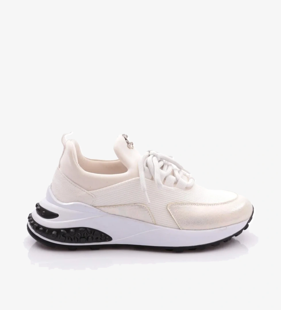 Dgn 023-1 Kadin Bağcikli Arkasi Nokta Desenli Spor Ayakkabi model görseli