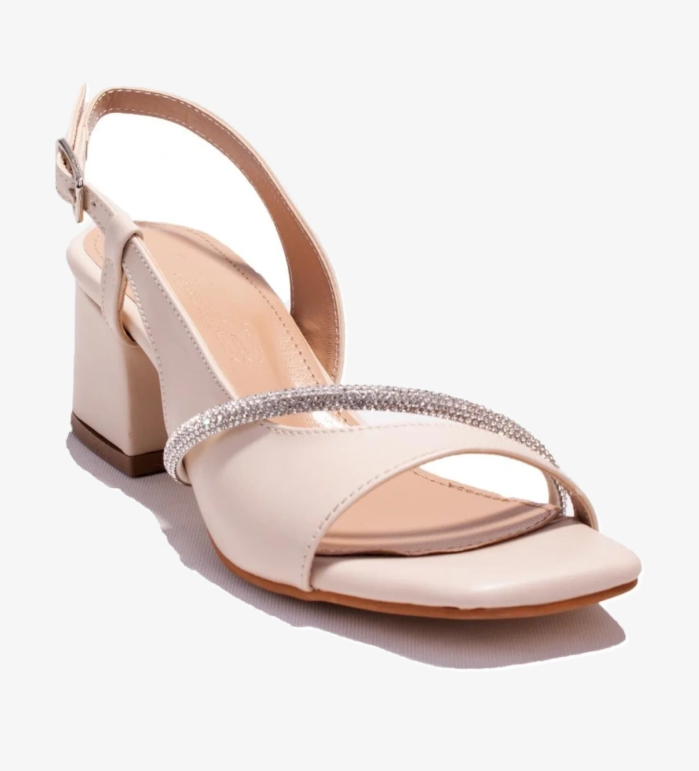 Dagoster DZA07-928035 Ten Taşlı Klasik Topuklu Kadın Ayakkabı model görseli