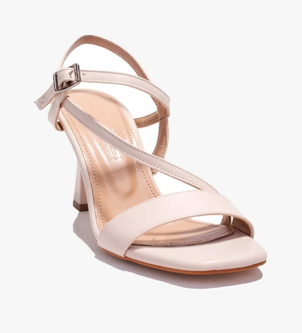 Dagoster DZA07-928530 Ten Klasik Topuklu Kadın Ayakkabı model görseli