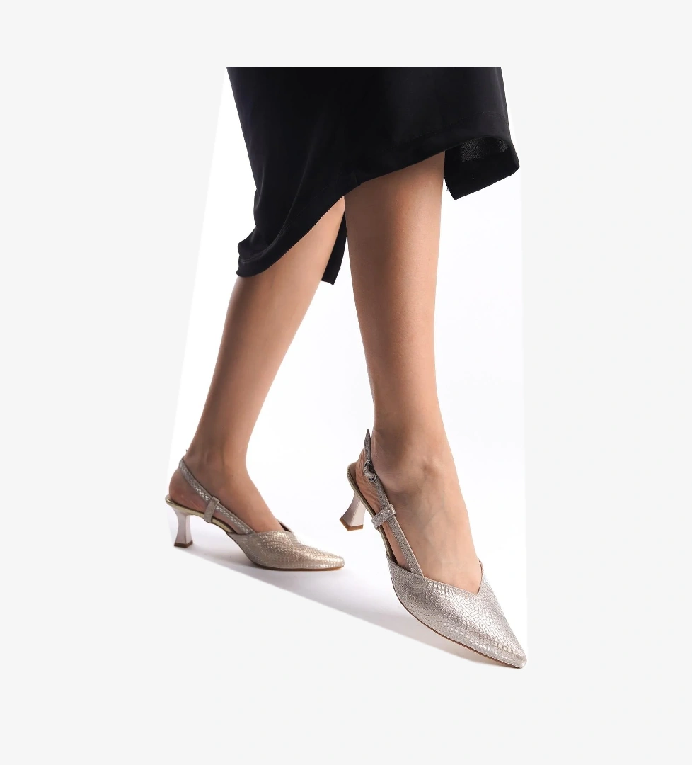 Modabuymuş Parpars Parıltılı Gümüş Altın Dore Kısa Topuklu Abiye Ayakkabı model görseli