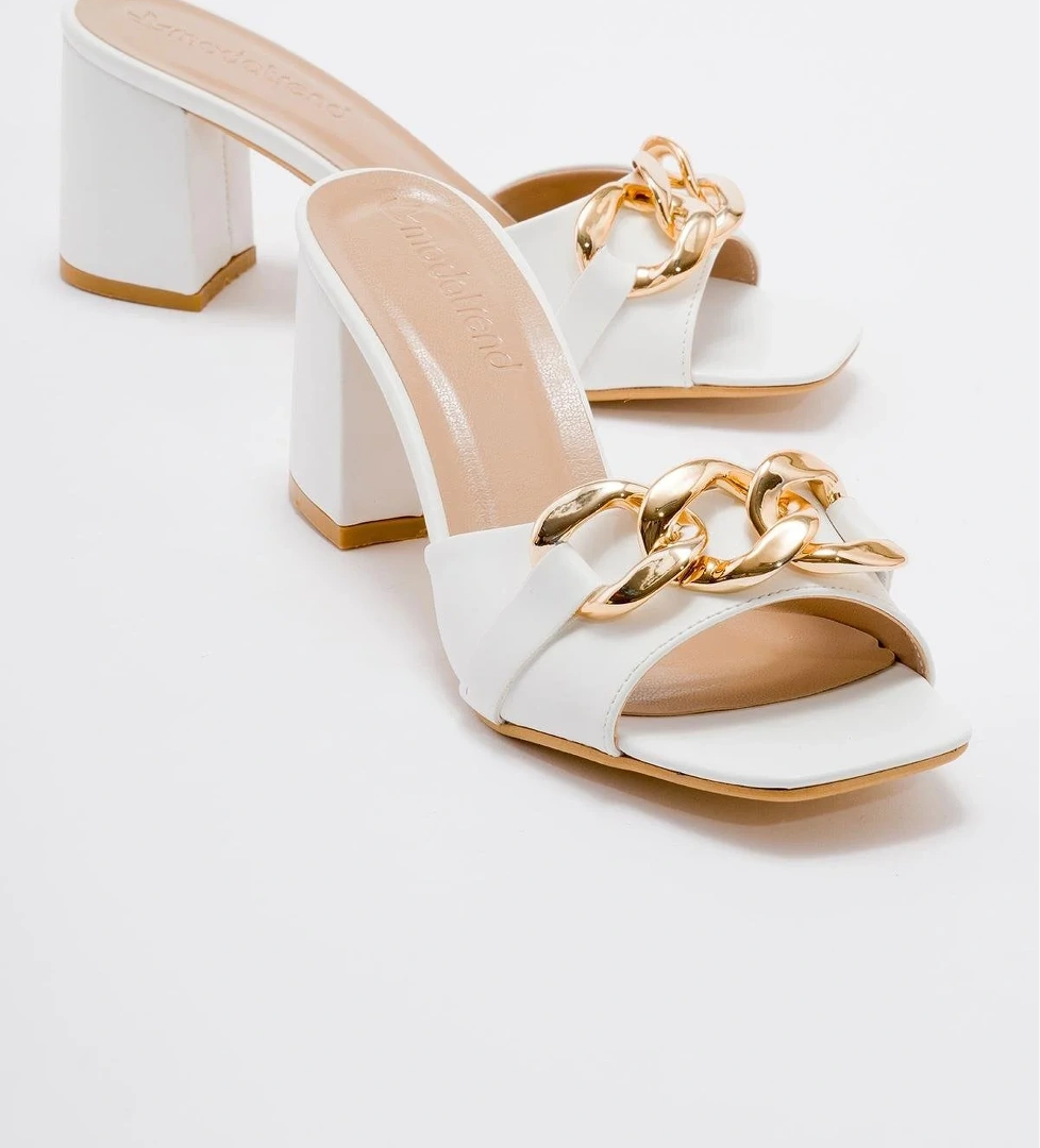 Kadın Tokalı Terlik BEYAZ CİLT