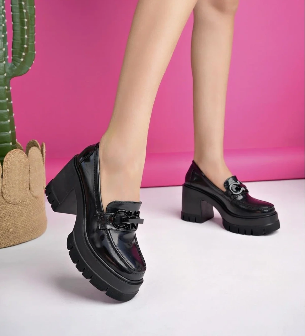 VALENCİA Garantili Kadın Kalın Topuklu Yuvarlak Burunlu Metal Tokalı Loafer Günlük Ayakkabı