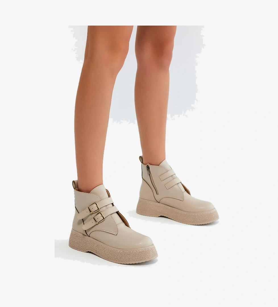 Kadın Bej Cilt Rahat Kalıp Yüksek Taban Çift Tokalı Fermuarlı Bot - Görsel 1