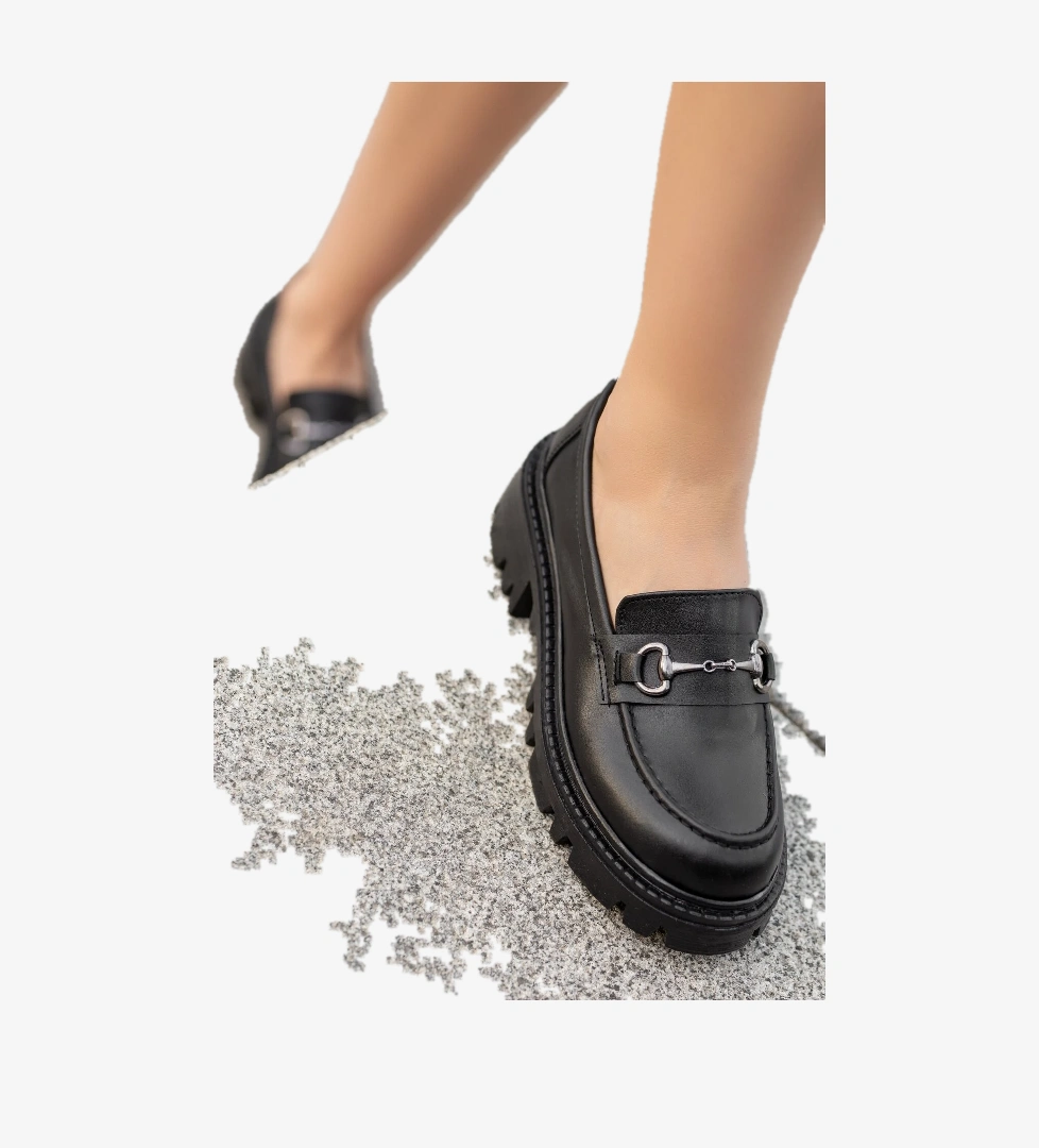 Daxtors Garantili D124 Kadın Kalın Taban Zincirli Loafer Günlük Ayakkabı model görseli