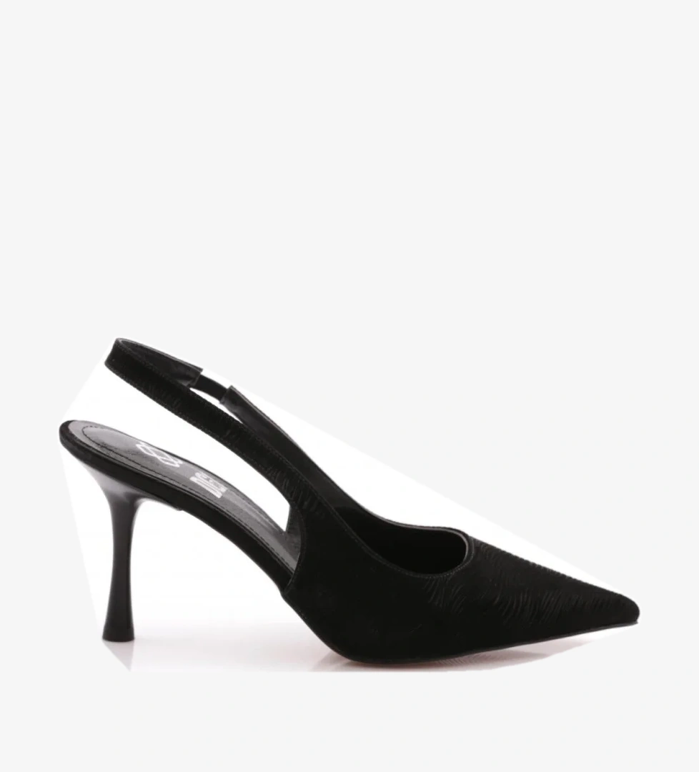 7018 Kadin Lastikli Arkasi Açik Topuklu Ayakkabi