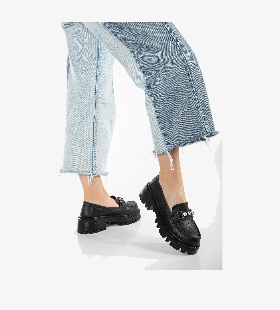 Tonny Black Kadın Siyah Cilt Rahat Kalıp Yüksek Poli Taban Önü Tokalı Loafer