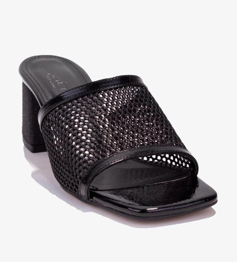 DZA07-1221106 Siyah Rugan Klasik Topuklu Kadın Terlik