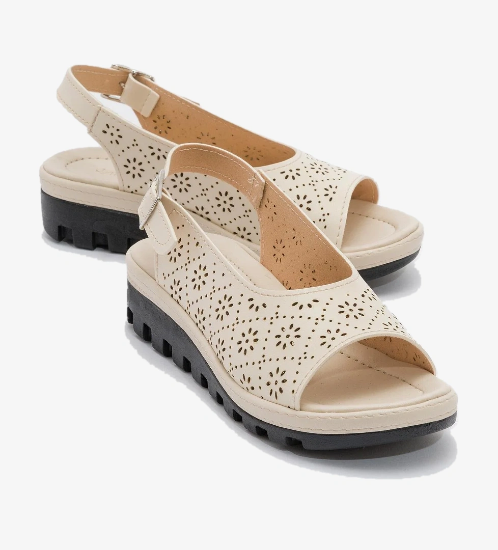 Kadın Dolgulu Terlik BEJ CİLT