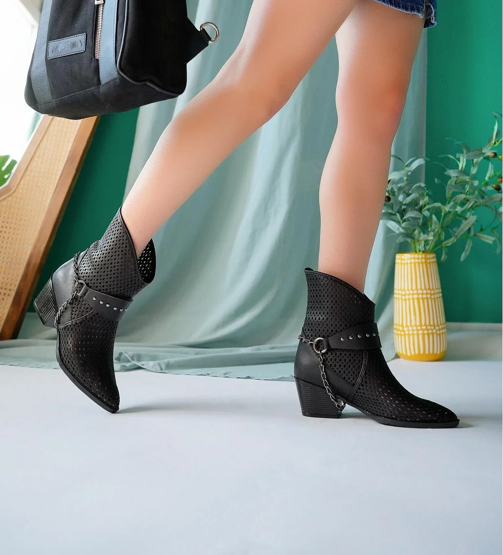 BURNİNG Garantili Kadın Lazer Kesim Zincir Detaylı Delikli Kovboy Yazlık Topuklu Festival Bot