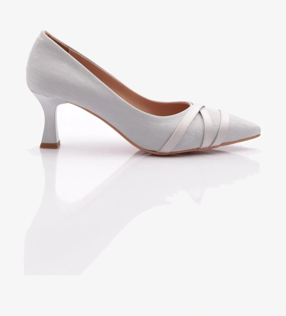 315 Kadin Sivri Burun Parmak Dekolteli Topuklu Ayakkabi