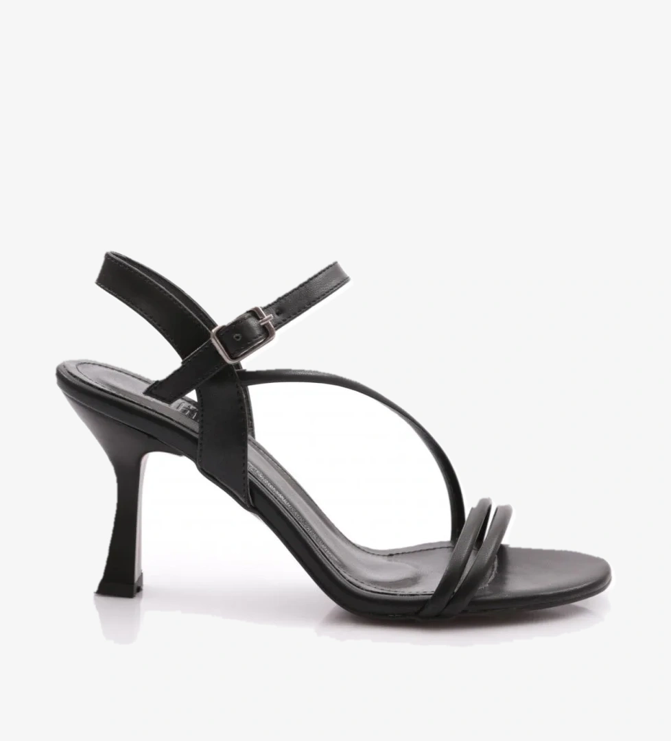 926 Kadin Topuklu Ayakkabi