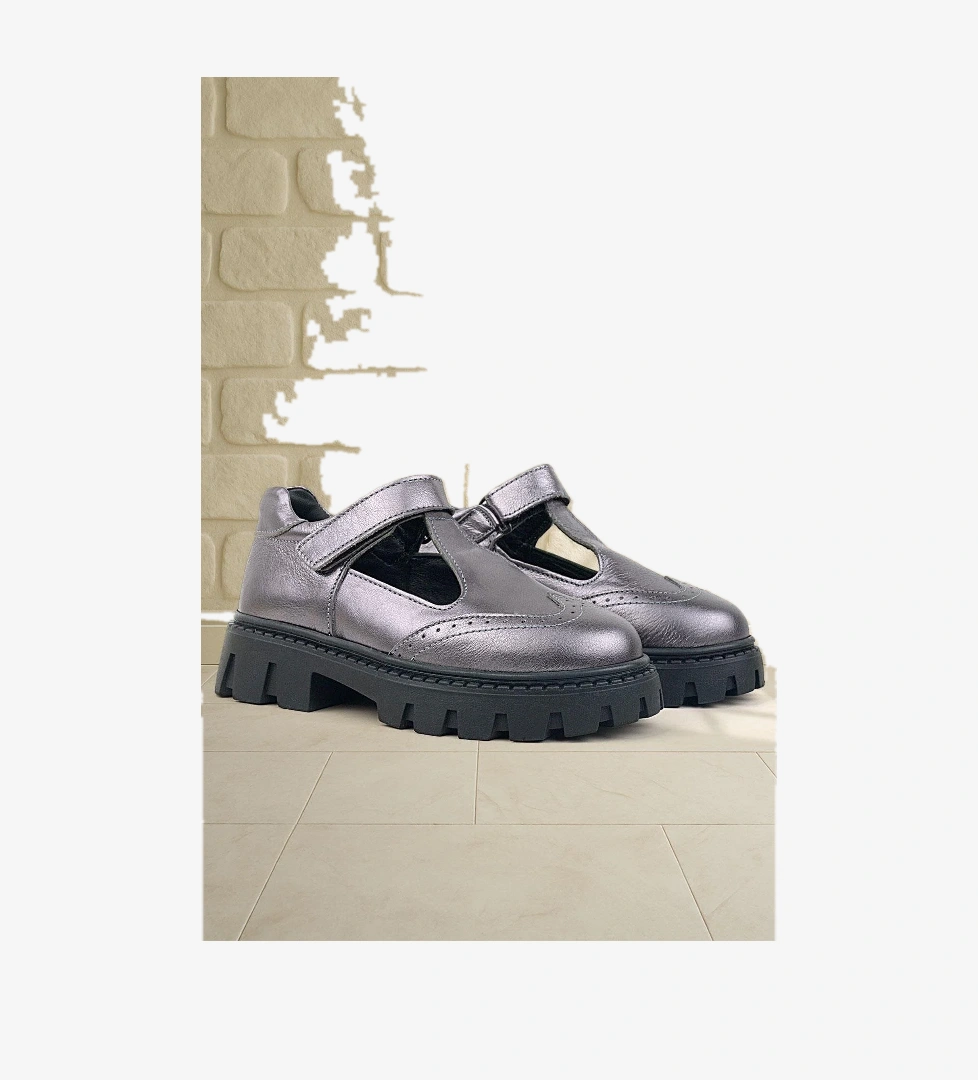 Rakerplus Hakiki Deri Platin Siyah Tabanlı Cırtlı Kız Çocuk Okul Ayakkabı model görseli