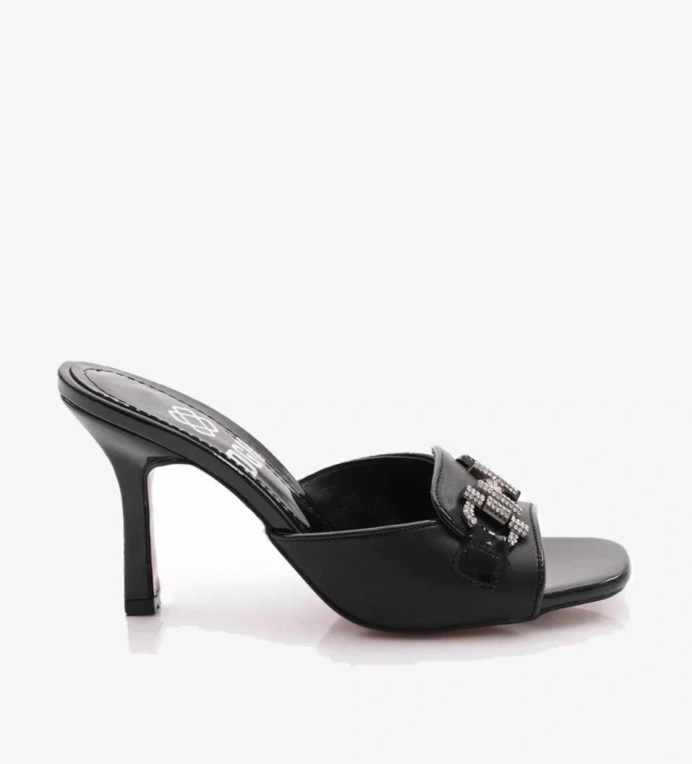 Dgn 6304 Kadin Metal Aksesuarli Topuklu Terlik model görseli