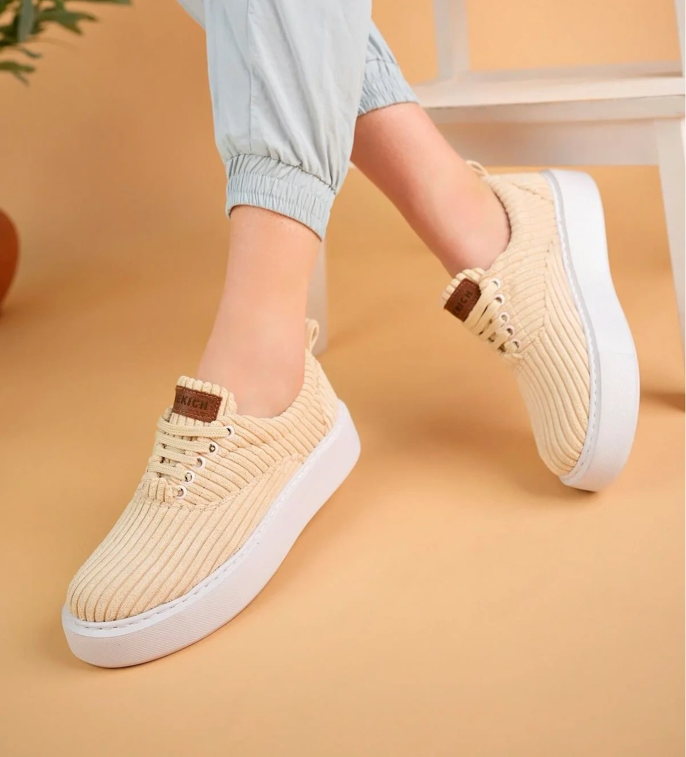 Chekich CH173 KBT Velluto Kadın Ayakkabı BEJ model görseli