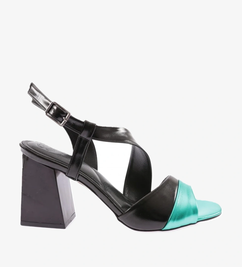 888-23Y Kadin Çapraz Bantli Topuklu Sandalet