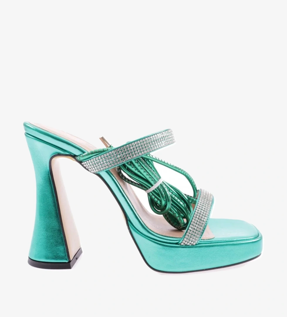 3582-23Y Kadin Kristal Taşli Bantli Bilekten Bağlamali Kalin Topuklu Sandalet