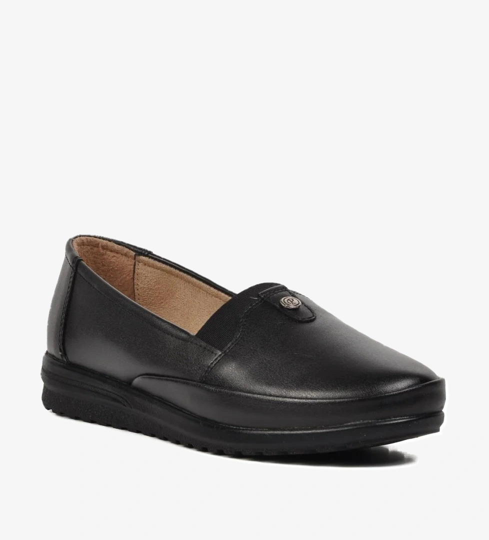 141 Siyah Kadın Günlük Ayakkabı