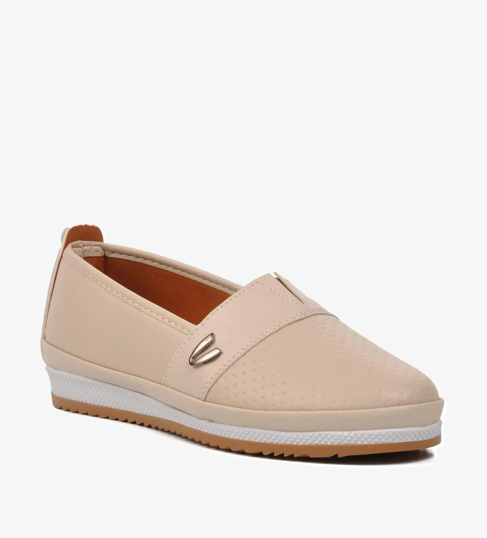 Ayakmod 063 Siyah Bej Kadın Günlük Ayakkabı model görseli