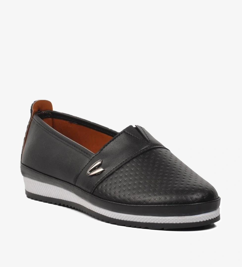 063 Siyah Kadın Günlük Ayakkabı