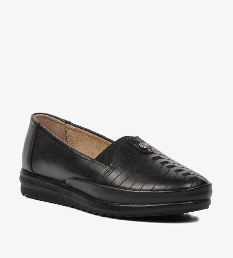 144 Siyah Kadın Günlük Ayakkabı