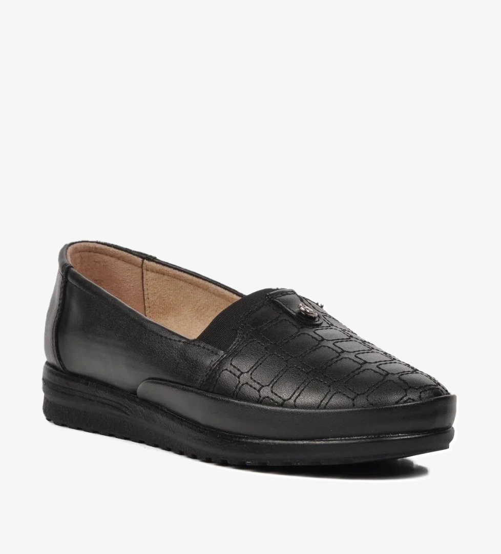 146 Siyah Kadın Günlük Ayakkabı