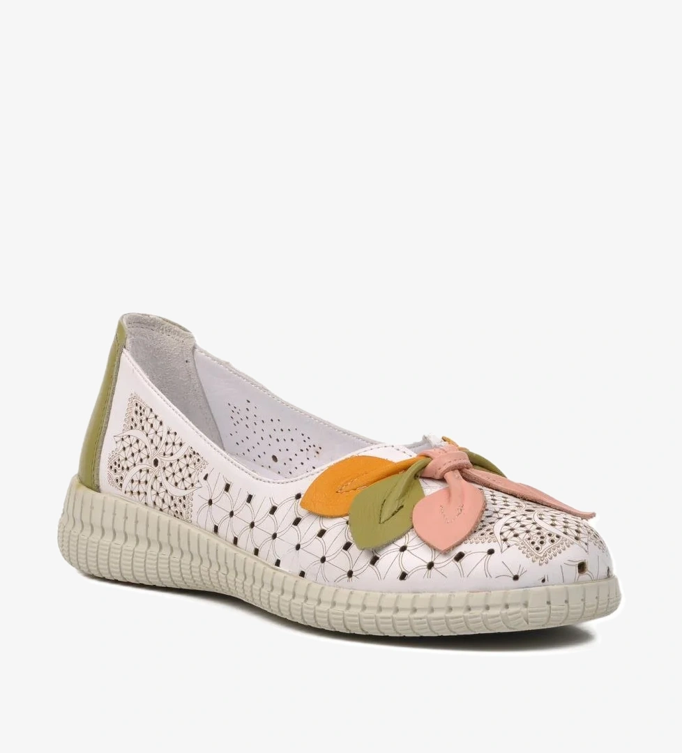 Venüs 2216111Y Beyaz-Pudra Hakiki Deri Kadın Günlük Ayakkabı model görseli