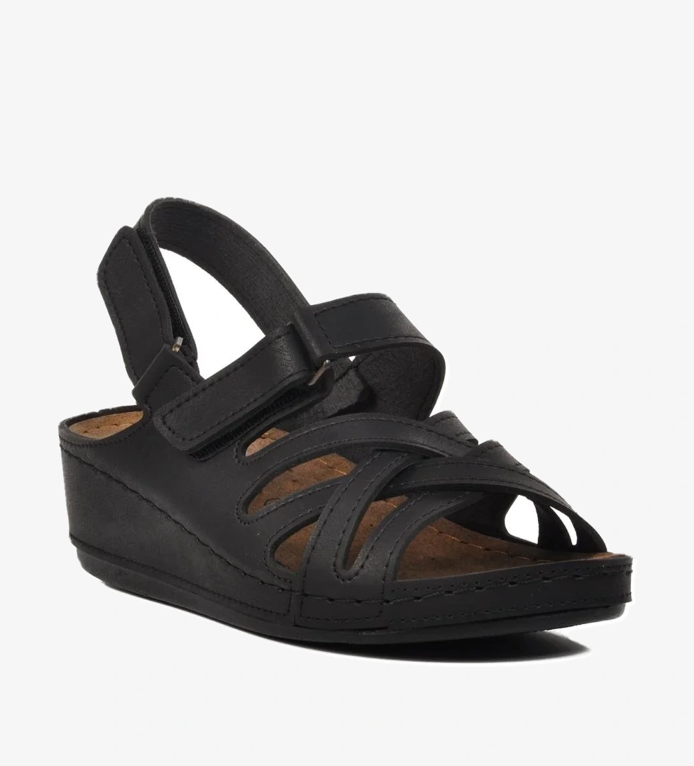 09-985 Siyah Kadın Dolgu Topuk Sandalet