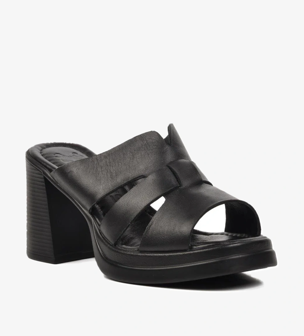 Venüs Siyah Hakiki Deri Kadın Topuklu Terlik 2413403y model görseli