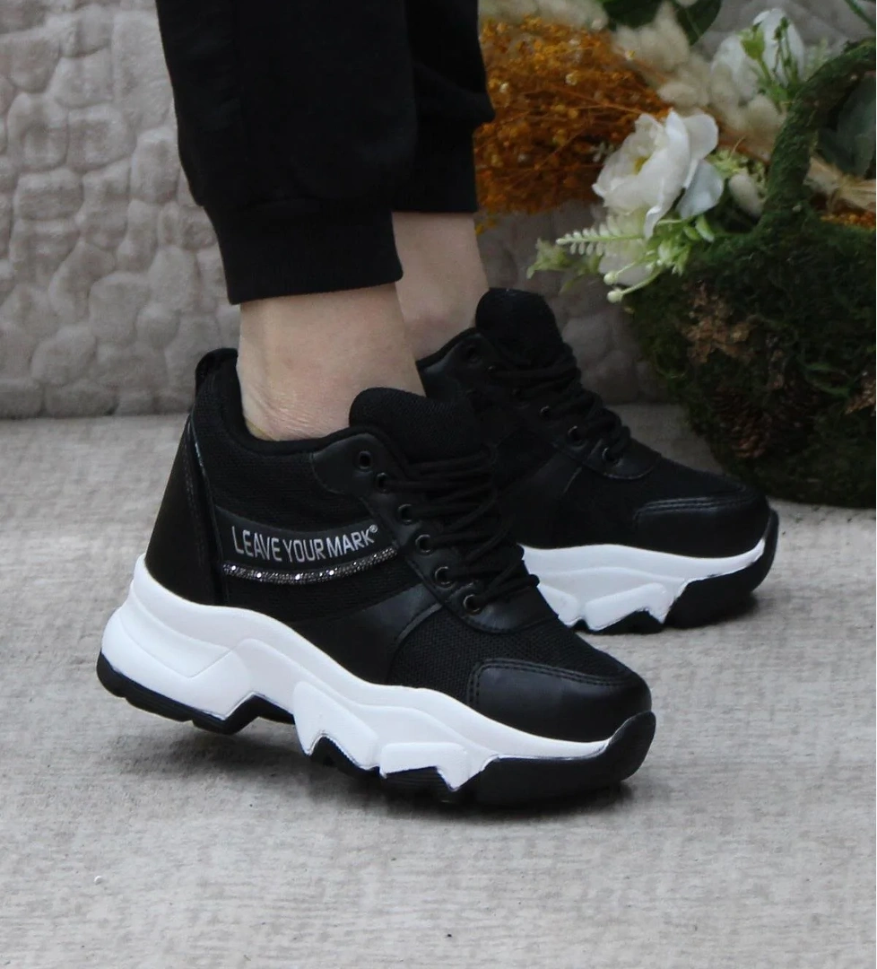 Fort 209 Rahat Gizli Topuk Dolgu Taban Kadın Ayakkabı model görseli