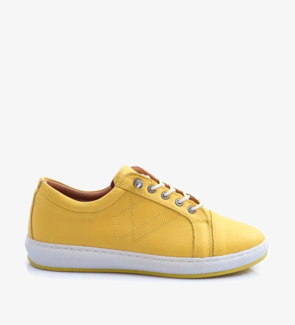 Dgn 2011 Kadin Bağcikli Comfort Ayakkabi model görseli