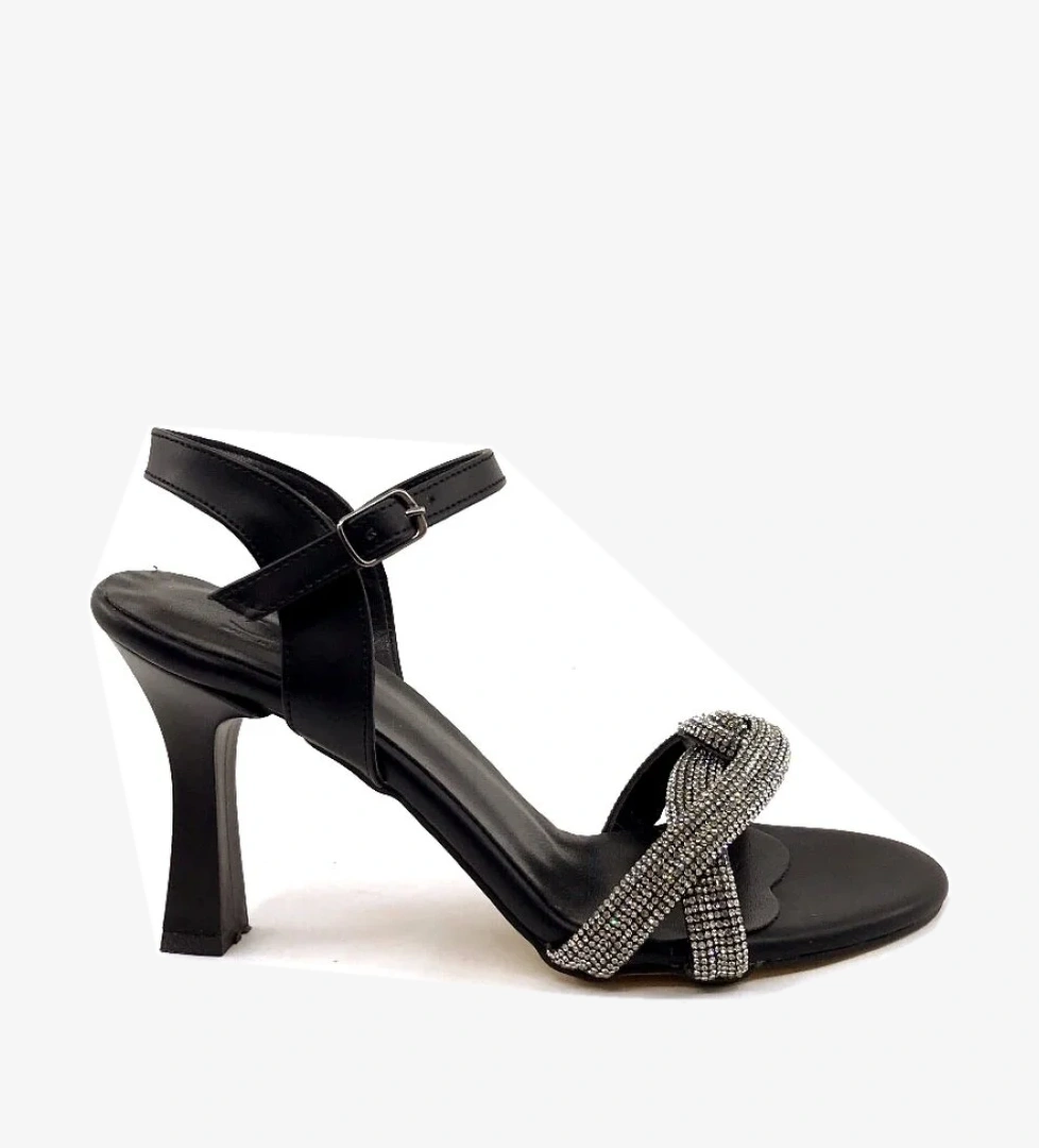 Ayakkabımood CC 151 9 Cm Siyah Taşlı Geçisli Kadın Topuklu Ayakkabı model görseli