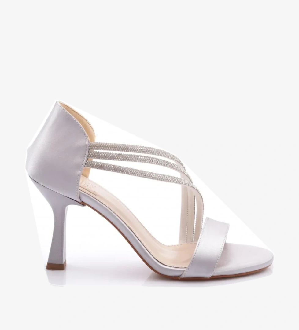 Dgn 920 Kadin Taş Süslemeli Topuklu Ayakkabi model görseli