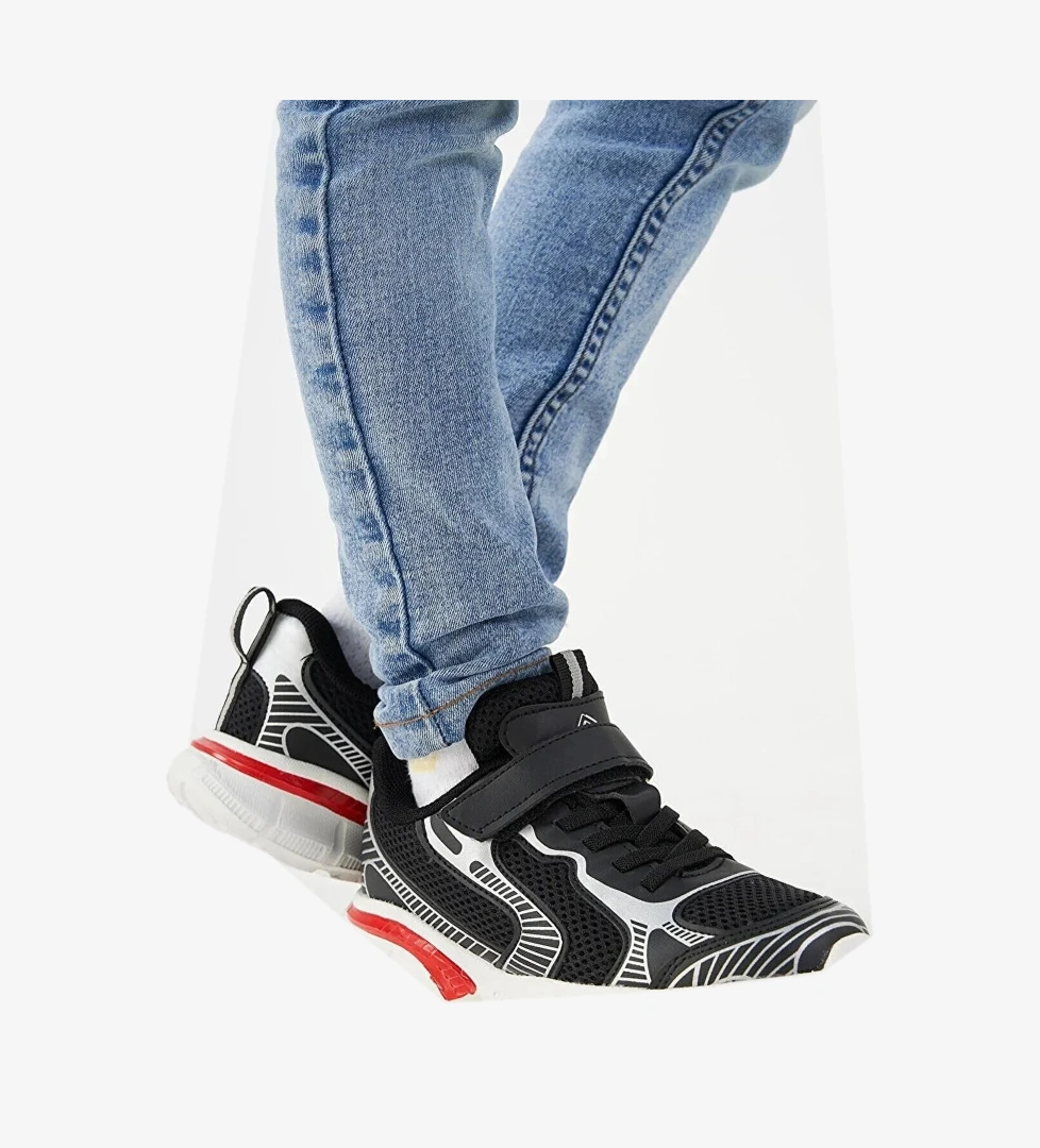 Cool Adam Erkek Çocuk Hafif Taban Günlük Rahat Spor Ayakkabı model görseli